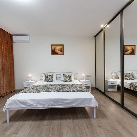 Apartments Riviera,20 Минут От Центра Kiev Bagian luar foto