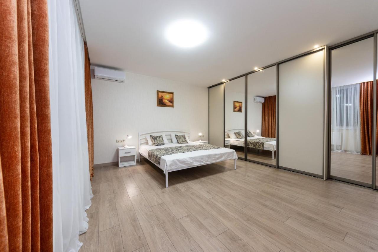 Apartments Riviera,20 Минут От Центра Kiev Bagian luar foto
